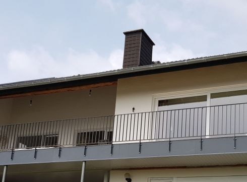 Flachstahlgeländer mit Pulverbeschichtung